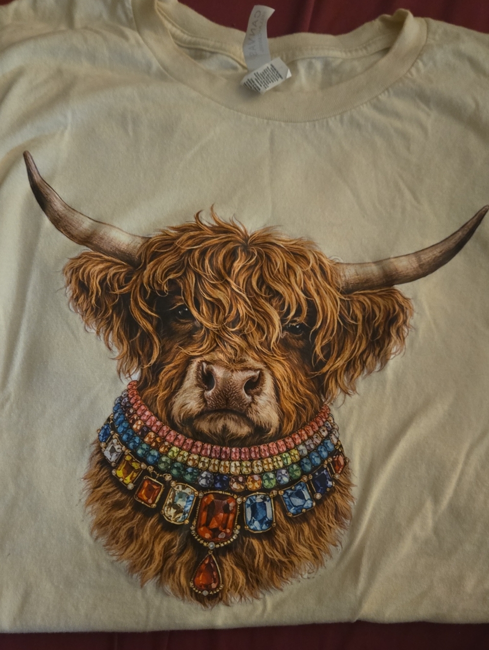 Bella Canvas Cream Highland Cow Tee with Multicolor Jewel Necklace. Womens Sz Lg